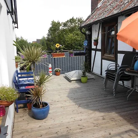 Appartement Ruhiges Citynah Mit Dachterasse Wolfsbourg