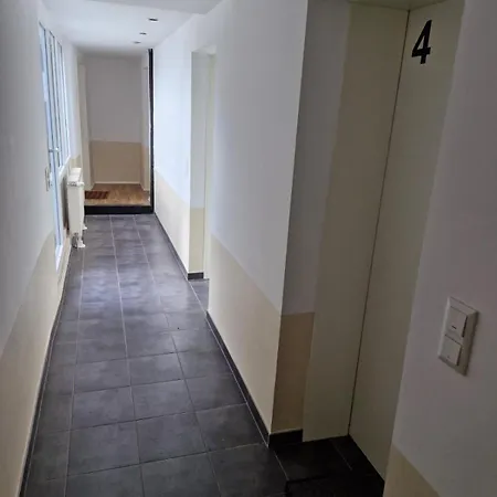 Appartement Ruhiges Citynah Mit Dachterasse *